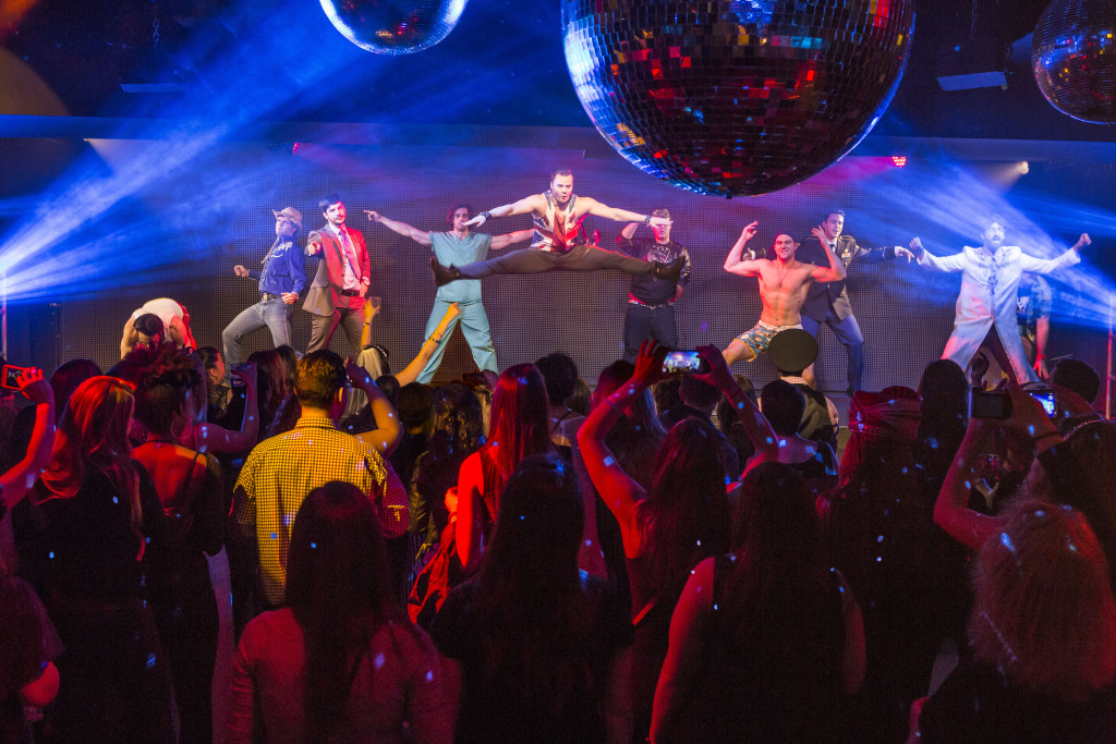 9. The cast of That Bachelorette Show 8160